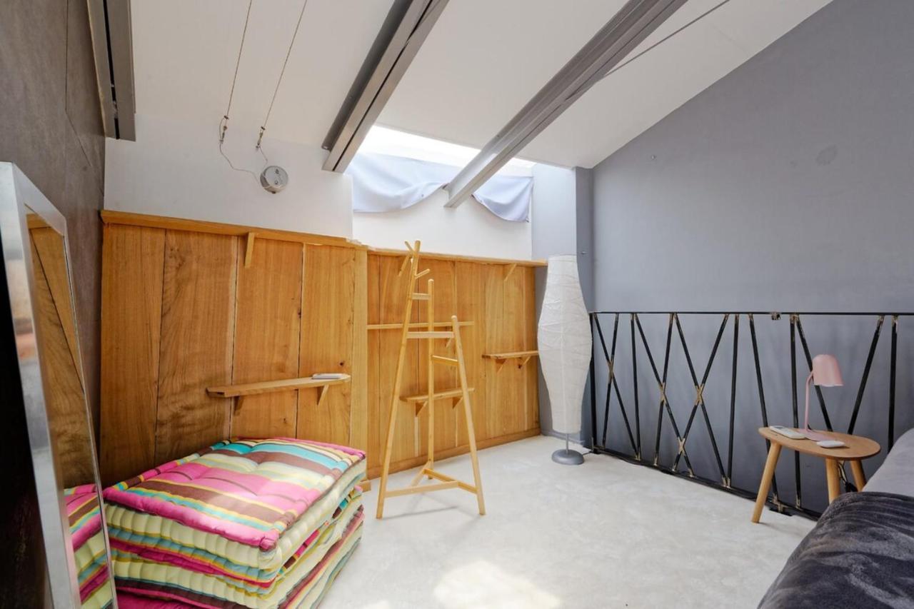 Air-Conditioned Duplex Apartment With Furnished Terrace In The City Center 엑상프로방스 외부 사진