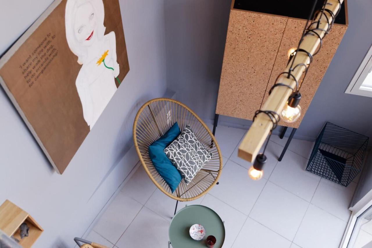 Air-Conditioned Duplex Apartment With Furnished Terrace In The City Center 엑상프로방스 외부 사진